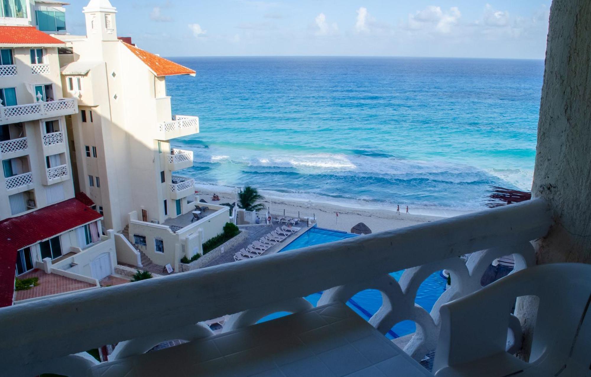 Cancun Plaza Sea View 객실 사진